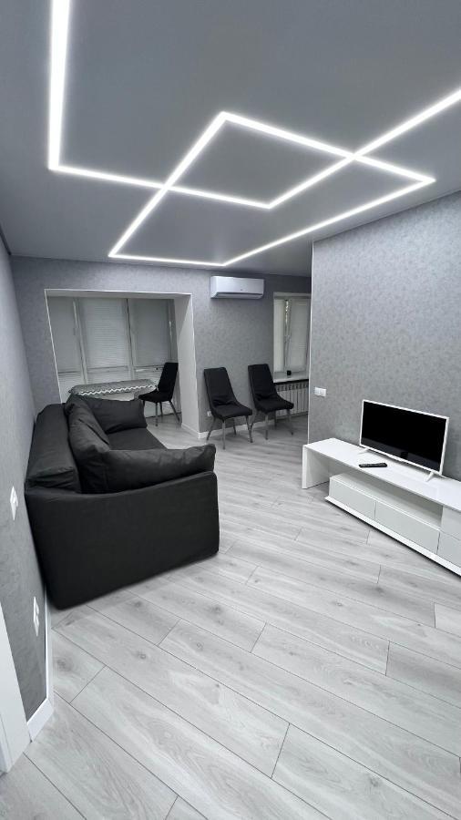 شقة Modern Gagarina Avenue دنيبروبيتروفسك المظهر الخارجي الصورة