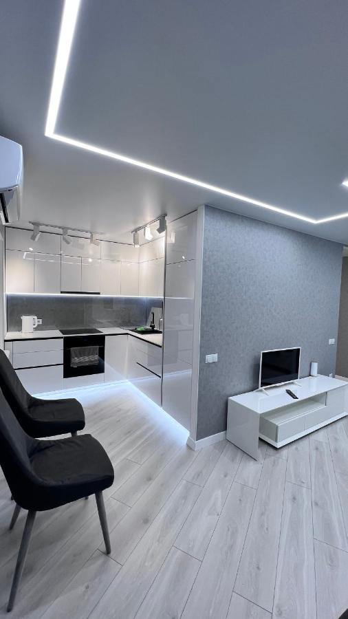 شقة Modern Gagarina Avenue دنيبروبيتروفسك المظهر الخارجي الصورة