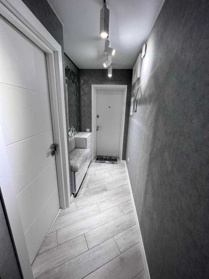 شقة Modern Gagarina Avenue دنيبروبيتروفسك المظهر الخارجي الصورة